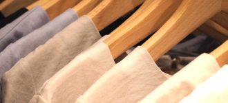 アパレル工場のトラブル事例と防止策｜納期遅延・品質不良を防ぐには？