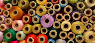 縫製工場の種類ガイド｜ブランド立ち上げ前に知るべき生産体制の違い